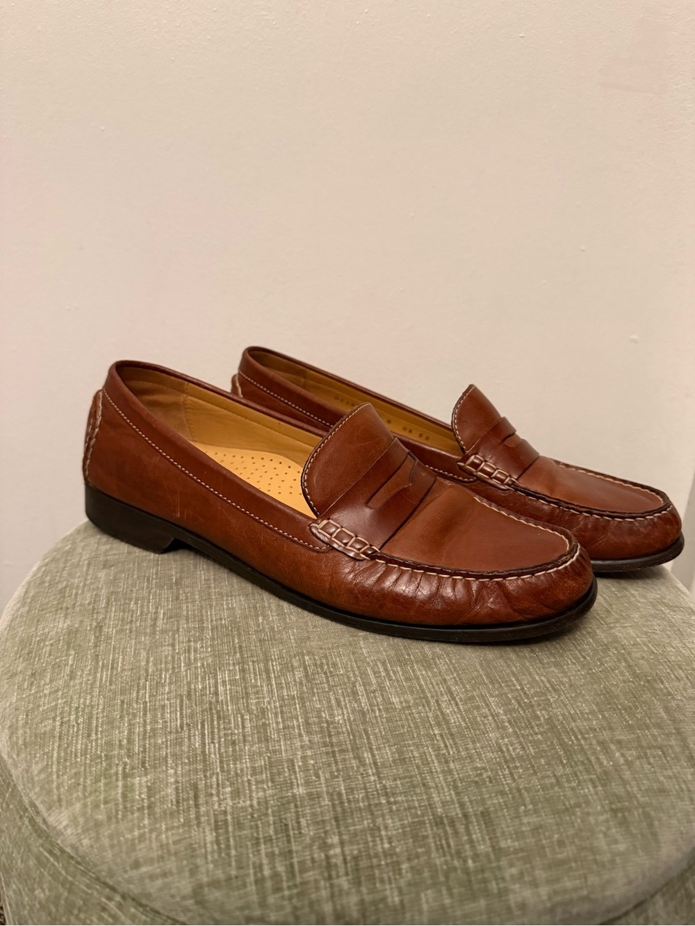Vintage Cole Haan D21547 Brown Leather Penny Loafers women’s size 9